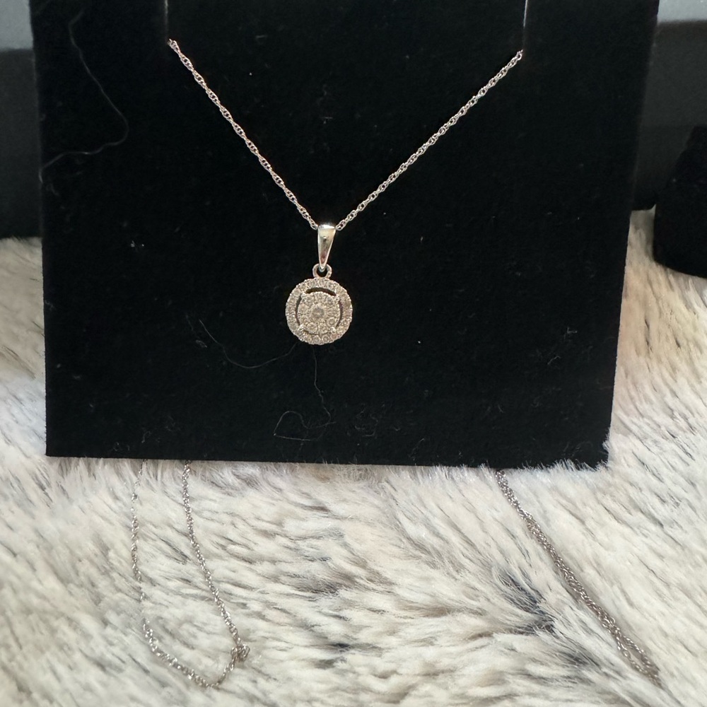 Necklace Diamond Pendant